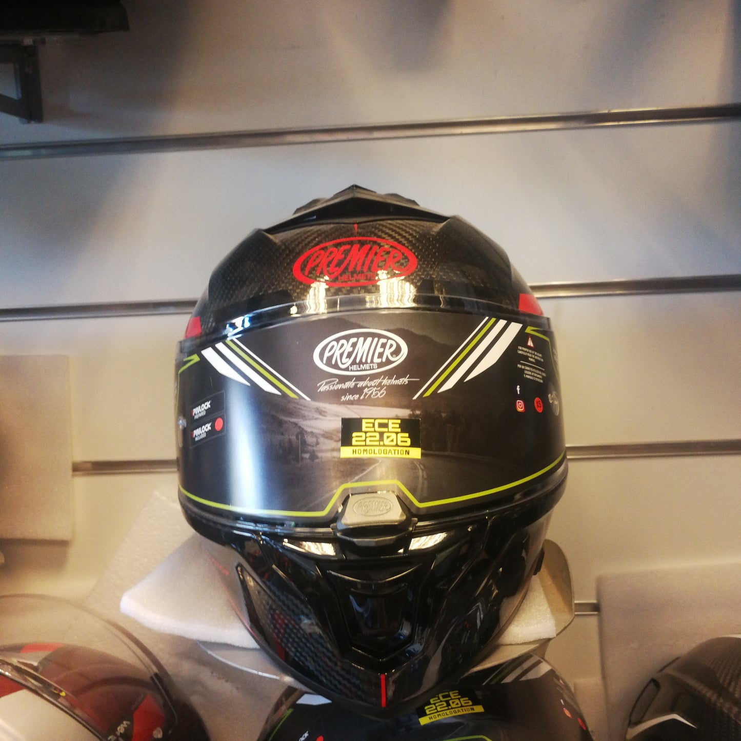 CASCO integrale PREMIER DEVIL CARBON ST2 black\red