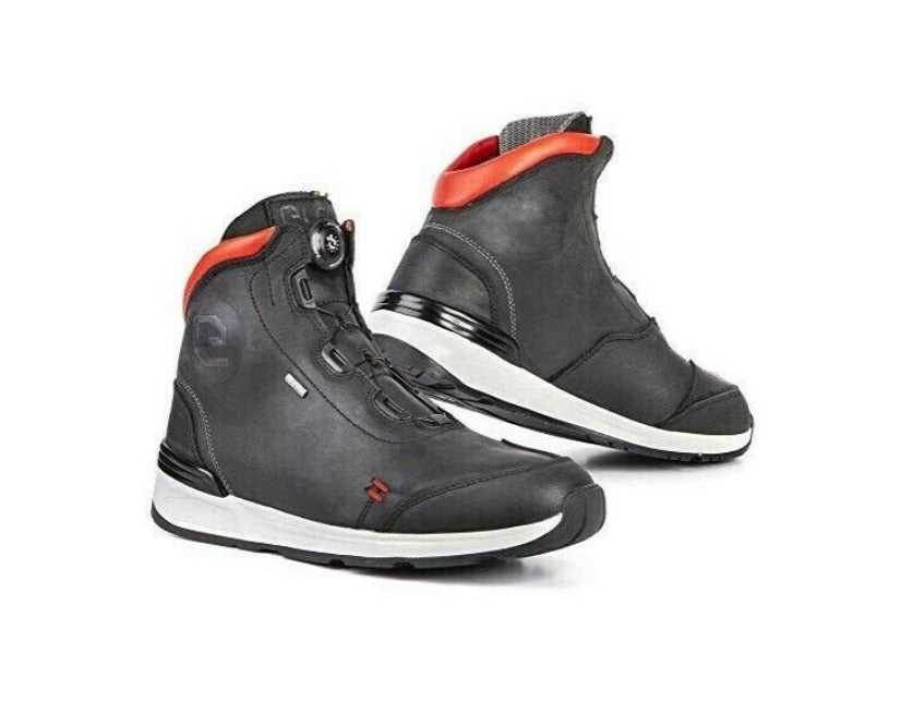 Scarpe ELEVEIT – VERSUS WP black/red