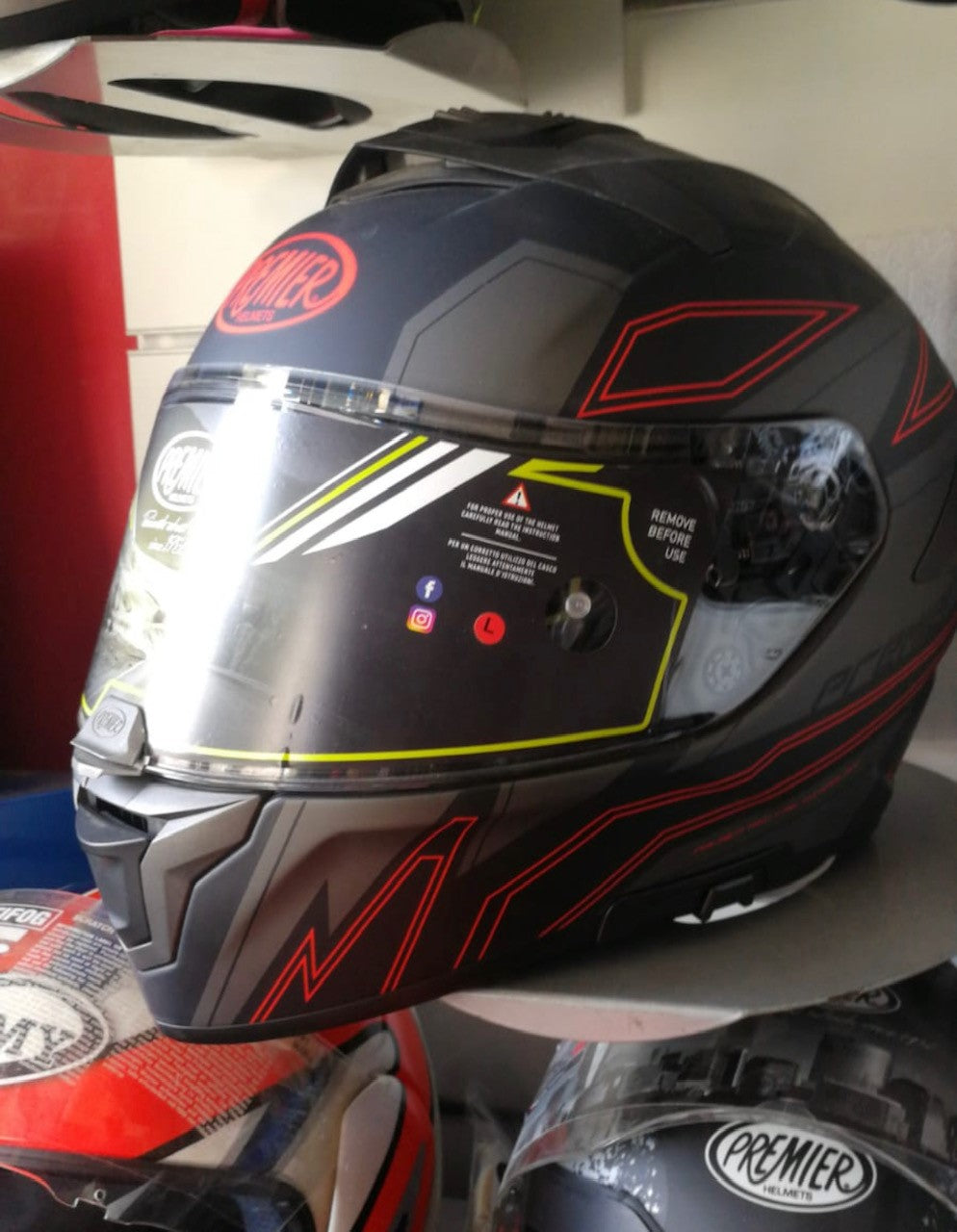 Casco Premier DEVIL EL 93 BM
